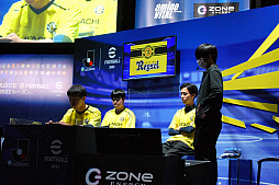 ꡼ No.009 | J꡼KONAMIˤ륯йeݡeJ꡼ eFootball 2022ס̳ƻ󥵥ɡ컥ڤ40֤ĺ