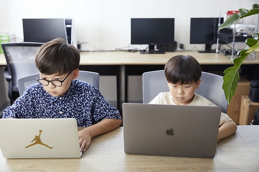 画像ギャラリー No.009のサムネイル画像 / 小学2年生と3年生のゲームクリエイター兄弟“千葉ブラザーズ”が,Switch向け脳トレゲームを開発中