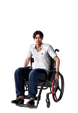 画像ギャラリー No.005のサムネイル画像 / 「龍が如く8」に出演する成田 凌さんのインタビュー映像が公開に。自身が演じた車椅子の青年「三田村英二」を語る