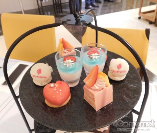 画像ギャラリー No.009のサムネイル画像 / アフタヌーンティーで「テクノロイド」の世界を満喫! サンシャインシティプリンスホテルとコラボした「ユニゾンカフェ」内覧会の様子をお届け