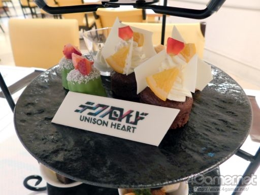 画像ギャラリー No.014のサムネイル画像 / アフタヌーンティーで「テクノロイド」の世界を満喫! サンシャインシティプリンスホテルとコラボした「ユニゾンカフェ」内覧会の様子をお届け