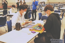 画像ギャラリー No.003のサムネイル画像 / 「Shadowverse EVOLVE Grand Prix 2022 横浜」開催。初の大型大会イベントは,かざもんみ選手の優勝で幕を閉じる