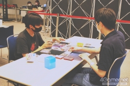 画像ギャラリー No.006のサムネイル画像 / 「Shadowverse EVOLVE Grand Prix 2022 横浜」開催。初の大型大会イベントは,かざもんみ選手の優勝で幕を閉じる