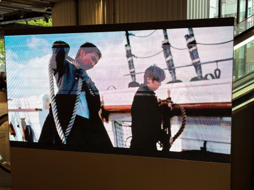 画像ギャラリー No.011のサムネイル画像 / 「BTS Island:インザソム」のイベントを渋谷・MIYASHITA PARKで開催。ラッキードローでアクリルキーホルダーやステッカーがもらえる！