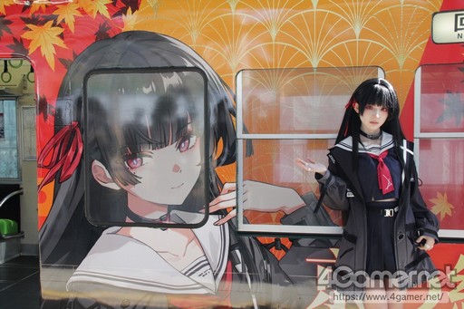 鳴潮」と京阪電車のコラボによるラッピング電車が運行。特別車掌に就任