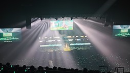 画像ギャラリー No.017のサムネイル画像 / 「鳴潮」のコンサートツアー“To the New World”東京公演レポート。ストーリーの感動が蘇る，心揺さぶるサウンドたち
