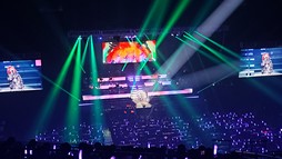 画像ギャラリー No.041のサムネイル画像 / 「鳴潮」のコンサートツアー“To the New World”東京公演レポート。ストーリーの感動が蘇る，心揺さぶるサウンドたち