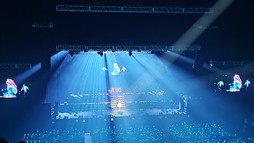 画像ギャラリー No.052のサムネイル画像 / 「鳴潮」のコンサートツアー“To the New World”東京公演レポート。ストーリーの感動が蘇る，心揺さぶるサウンドたち