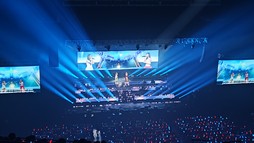画像ギャラリー No.062のサムネイル画像 / 「鳴潮」のコンサートツアー“To the New World”東京公演レポート。ストーリーの感動が蘇る，心揺さぶるサウンドたち