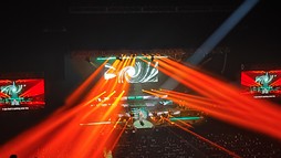 画像ギャラリー No.064のサムネイル画像 / 「鳴潮」のコンサートツアー“To the New World”東京公演レポート。ストーリーの感動が蘇る，心揺さぶるサウンドたち