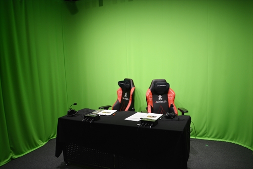 ���������꡼ No.007�Υ���ͥ������ / �֥��ȥ꡼�ȥե�������6 �Ȥ���NURO����������ץ�ݡ��ȡ��б餷���Ȥ������ꡤ�ܥ��������ꡤ������ؤΥ��硼�ȥ��󥿥ӥ塼��