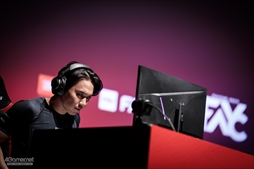 ꡼ No.002 | ϥꡤMenaRDʤɡ֥ȥ꡼ȥե6פΥȥå꤬ե饤Ƿ͡FAVCUP 2023פ200Ķμ̿ǿ֤