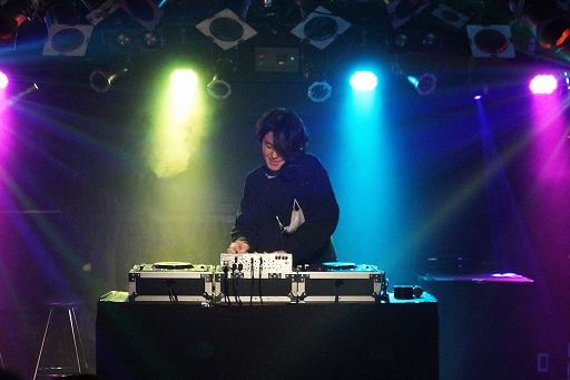 画像ギャラリー No.003のサムネイル画像 / 「メガドライブミニ2」発売記念トーク&DJライブ“メガセレブの宴”レポート。メガドライバーを魅了したセレブな一夜に