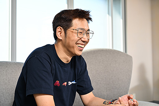 ꡼ No.006Υͥ / Υ󥿥ӥ塼ϥǥСγˤϡȼʲĤʤ³סߥȥåȤΥե󡦥CEO롤ůؤȯۤθ