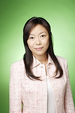 ���������꡼ No.006�Υ���ͥ������ / ��A��֤ǹԤ��� �Ҥ�����Ѹ��饤��ס����������Ƥ�Ҳ𤹤�PV��������ʥ졼������¿���μ��⥢�ʥ��󥹤�ô�����Ƥ��뻰������Ҥ���