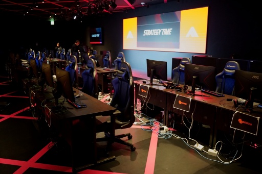 画像ギャラリー No.001のサムネイル画像 / 「THE FINALS」プレイヤー主体のコミュニティ大会はどこか懐かしくもあり,“あの”楽しさをあらためて確認できるイベントだった