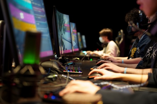 画像ギャラリー No.015のサムネイル画像 / 「THE FINALS」プレイヤー主体のコミュニティ大会はどこか懐かしくもあり,“あの”楽しさをあらためて確認できるイベントだった