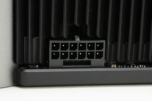 画像集 No.021のサムネイル画像 / 期待のミドルハイクラスGPU「GeForce RTX 4070」を検証。RTX 3080並みの性能で消費電力を大幅に低減