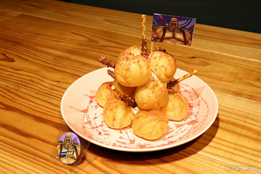 画像ギャラリー No.008のサムネイル画像 / “拳法殺しの肉体”にめり込んだ“こん棒”も再現。「Fit Boxing 北斗の拳」追加DLC配信を記念したゼノンサカバコラボメニューをチェック