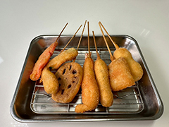 ��ζ��ǡ��7�����ס������Ĥ���ޤȥ���ܤ�»ܡ��͵������Ĥ򽸤᤿����ܥ��åȤ�11��1����������