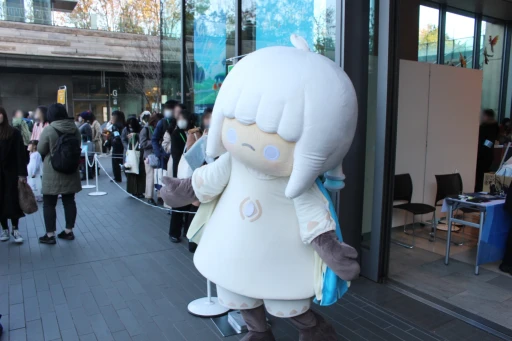 ���������꡼ No.026�Υ���ͥ������ / ��Sky �����¤��Ҥɤ⤿���פΥե��󥢡��Ȥ���Ҷ���˽��롣��ȯ�����åդˤ��饤�֥ɥ������󥰤�Ԥ�줿��Sky Art Fest�ɥ��٥�ȥ�ݡ���