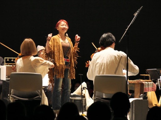 ���������꡼ No.004�Υ���ͥ������ / �ָ��ۿ����� Acoustic Live ���ųڴ��Ĵ�١��פ��ݡ��ȡ����ƥ꡼�ʸųڹ����Ĥθųڴ��MUSIC���󥸥�Υ��饷�å��ڴ�ȤΥ���ܤǡ�̾�ʤο�����Ƹ�