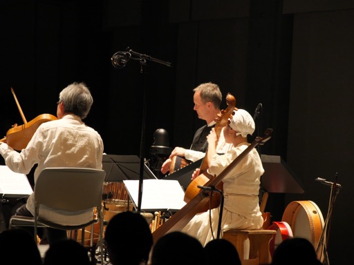 ���������꡼ No.005�Υ���ͥ������ / �ָ��ۿ����� Acoustic Live ���ųڴ��Ĵ�١��פ��ݡ��ȡ����ƥ꡼�ʸųڹ����Ĥθųڴ��MUSIC���󥸥�Υ��饷�å��ڴ�ȤΥ���ܤǡ�̾�ʤο�����Ƹ�