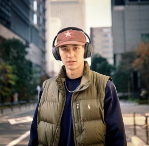 画像ギャラリー No.001のサムネイル画像 / プロスケーターがスケボーゲームに挑戦。「セッション:スケートシム」Switch版の発売記念コラボ動画が公開に