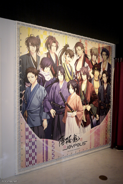 薄桜鬼”特別展を見て,“カラマリ”仕様のアトラクションで遊んで