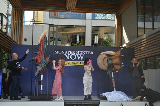 画像ギャラリー No.004のサムネイル画像 / 「モンスターハンターNow」リリース記念特別イベント,「今こそ,狩りまくれ!in SHIBUYA」が北谷公園で開催。発表会には後藤真希さんらも登場