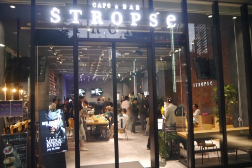 ꡼ No.018Υͥ / Υץ쥤ݡϡMETAL GEAR SOLID : SNAKE EATERפեåȿʥץ쥤ˤꡤ꡼λϤޤ