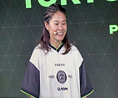 元サッカー女子日本代表・澤 穂希さんも駆けつけた「EA SPORTS FC24」のローンチイベントレポート。東京タワーがシリーズのキーカラー“Pitch Green”に染まる点灯式を実施
