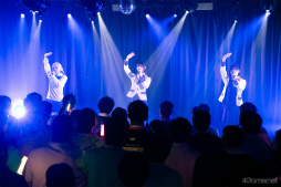 ���������꡼ No.005�Υ���ͥ������ / ��Ʊ�ʡ��������������ƾд�γݤ������֤����Ρ��ץ�󥻥����ޤâ�BACK to the IDOL��2��ǯ���٥�Ȥ򿶤��֤�