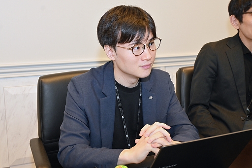 ꡼ No.002Υͥ / Υ󥿥ӥ塼ϳȯѤä֥쥹פϡȥ饯ɤ餷Ѳѡ󤬸1ǯ2ǯŸ