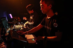 画像ギャラリー No.004のサムネイル画像 / 「リッジレーサー」,30周年記念DJイベントの音源を収録したライブ盤の発売が決定。受注締切は7月29日23:59