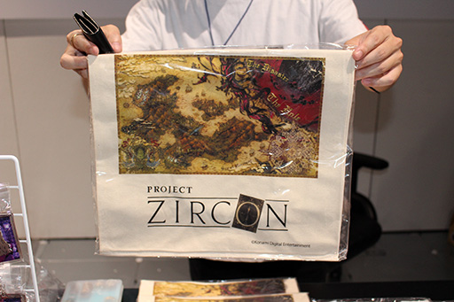 画像ギャラリー No.002のサムネイル画像 / KONAMI「PROJECT ZIRCON」の物販では,プレイヤーたちの製作グッズを販売。「JAPAN Web3 Game Summit」の企業ブースをレポート