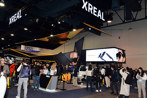 ���������꡼ No.001�Υ���ͥ������ / ���󥰥饹���ǥ����ץ쥤��XREAL One�פ��XREAL Air 2 Ultra�פ�Ȥä��θ���Ÿ������Ϫ����XREAL