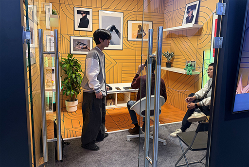 ���������꡼ No.003�Υ���ͥ������ / ���󥰥饹���ǥ����ץ쥤��XREAL One�פ��XREAL Air 2 Ultra�פ�Ȥä��θ���Ÿ������Ϫ����XREAL