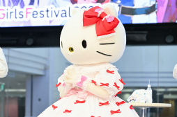 画像ギャラリー No.019のサムネイル画像 / 主(ロード),ハローキティの登場に池袋が沸いた! 「フラガリアメモリーズ」AGF2024ステージレポート&登壇キャストインタビュー