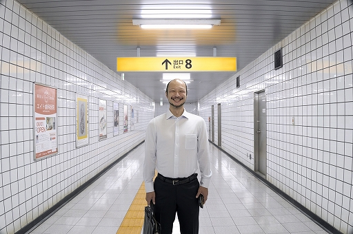 画像ギャラリー No.002のサムネイル画像 / Prime Video，映画「8番出口」の見放題配信を開始。興行収入51億円を突破したヒット作が見放題に登場
