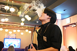 画像ギャラリー No.013のサムネイル画像 / 本物のシーシャも体験できた「Hookah Haze」イベントレポート。会場となったシーシャカフェ&バー「C.STAND」ではコラボも実施中