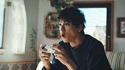 ���������꡼ No.003�Υ���ͥ������ / �֥�󥹥����ϥ󥿡��磻�륺�ס�����͵�����󤬽б餹�뿷TVCM�����ǳ��ϡ������ƥ���󥢥������꡼��ȤΥ���ܤ⥹������