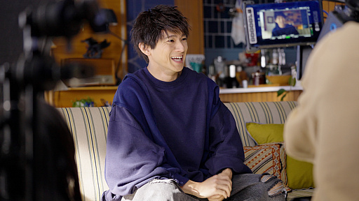 ���������꡼ No.016�Υ���ͥ������ / �֥�󥹥����ϥ󥿡��磻�륺�ס�����͵�����󤬽б餹�뿷TVCM�����ǳ��ϡ������ƥ���󥢥������꡼��ȤΥ���ܤ⥹������