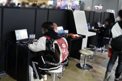 ꡼ No.008 | hololive SUPER EXPO 2025ץեȥݡȡǯϡ֥ۥ饤֥ɡפơޤˡθŸ䥹ơ٥ȤŸ