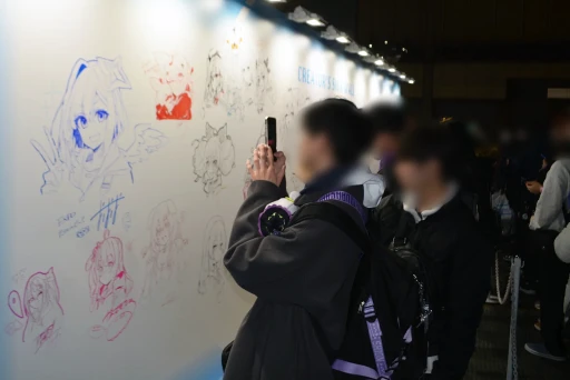 ꡼ No.070 | hololive SUPER EXPO 2025ץեȥݡȡǯϡ֥ۥ饤֥ɡפơޤˡθŸ䥹ơ٥ȤŸ