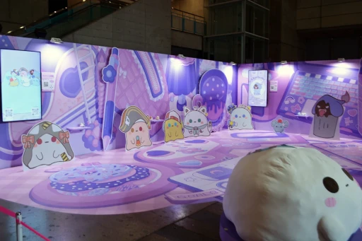 ꡼ No.074 | hololive SUPER EXPO 2025ץեȥݡȡǯϡ֥ۥ饤֥ɡפơޤˡθŸ䥹ơ٥ȤŸ