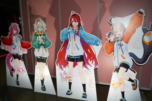 ꡼ No.084 | hololive SUPER EXPO 2025ץեȥݡȡǯϡ֥ۥ饤֥ɡפơޤˡθŸ䥹ơ٥ȤŸ