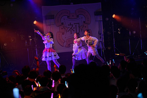 ���������꡼ No.024�Υ���ͥ������ / �ֳرॢ���ɥ�ޥ������׽�Υ饤�֥ĥ������ִ���व�󡤰�ƣ�񲻤�������ͧΤ���󤬽б餷���ֽ鿴����פ��ۿ���İ��ݡ���