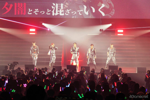 画像ギャラリー No.002のサムネイル画像 / 「18TRIP」ライブイベント「HAMAツアーズpresents “おもてなしライブ” -Sparkle-」♯01レポート。デュオ曲から新曲まで，観客を魅了した一夜