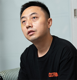 ꡼ No.005Υͥ / 饯ڥڥˤʤTPSStrinovaפγȯԥ󥿥ӥ塼Ϥҡ塼ܥ˥ϡͦϡǮΥɤǤĤʤTGS2024